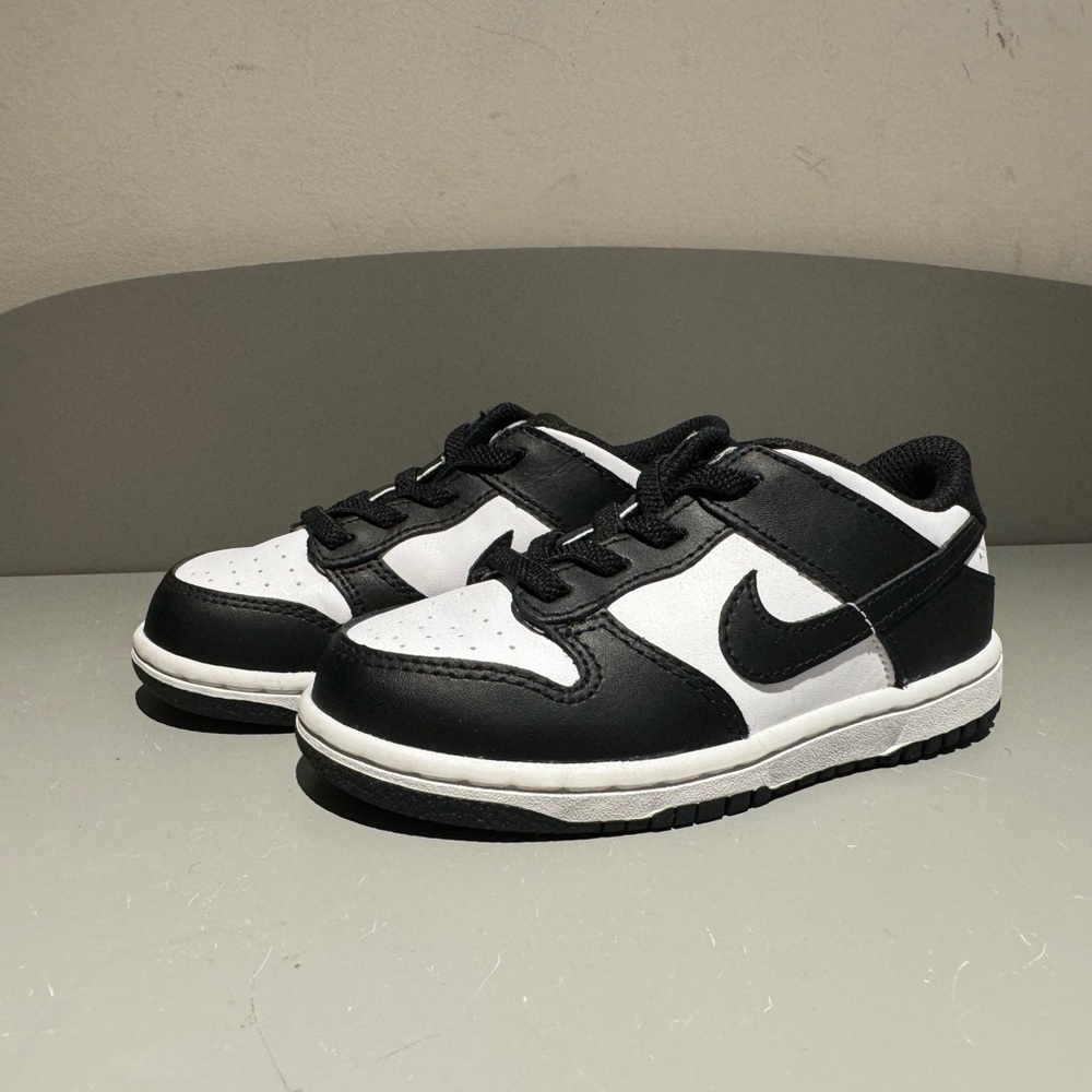 Brand new panda dunks kids